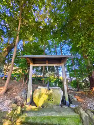 宇賀神社（柚井）の手水舎