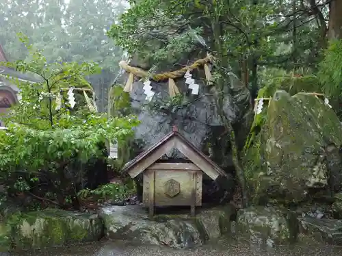 白山比咩神社の末社