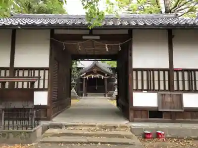 菱妻神社の山門・神門