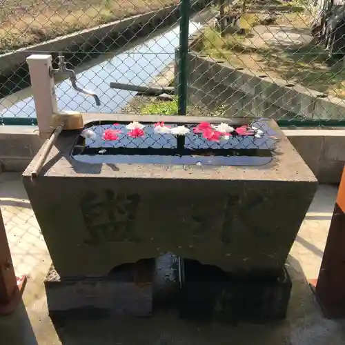 田脇日吉神社の手水舎