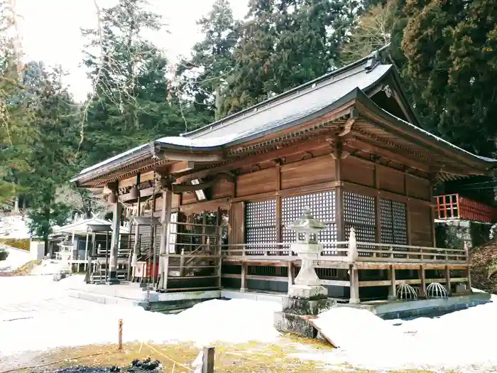 熊野神社の本殿