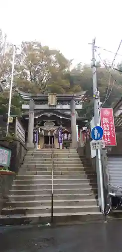 石川町諏訪神社の鳥居