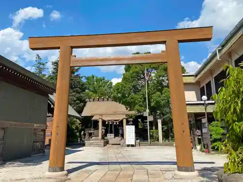 寒川神社の鳥居