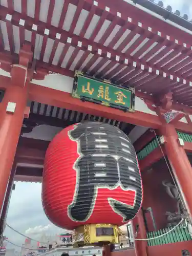 浅草寺の山門・神門