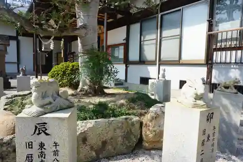 松江宗忠神社の狛犬