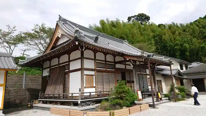 蓮久寺の本殿・本堂