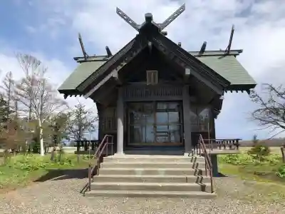 東裏神社の{uncategorized: "未分類", other: "その他", undefined: "問題あり", building: "その他建物", grave: "お墓", sacred_gate: "鳥居", guardian: "狛犬", statue: "像", buddha: "仏像", history: "歴史", nature: "自然", garden: "庭園", animal: "動物", pagoda: "塔", temizu: "手水舎", mountain_gate: "山門・神門", sanctuary: "本殿・本堂", subordinate: "末社・摂社", art: "芸術", scenery: "景色", jizo: "地蔵", ema: "絵馬", goshuin: "御朱印", omikuji: "おみくじ", items: "授与品その他", amulet: "お守り", goshuincho: "御朱印帳", eats: "食事", festival: "お祭り", votive_dance: "神楽", shichigosan: "七五三参", wedding: "結婚式", experience: "体験その他", initially: "初詣", around: "周辺", anti_infection: "感染症対策"}