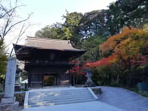 尊永寺の山門・神門