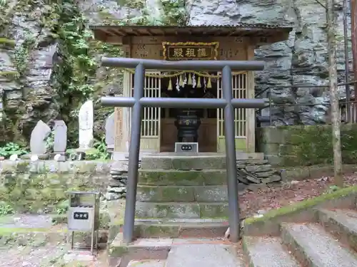 御嶽神社(王滝口）里宮の末社・摂社