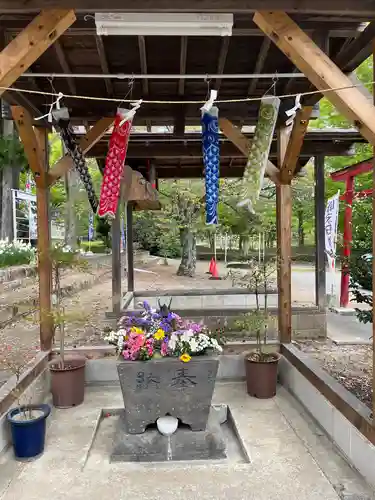 三光稲荷神社の手水舎