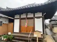 満願寺の{uncategorized: "未分類", other: "その他", undefined: "問題あり", building: "その他建物", grave: "お墓", sacred_gate: "鳥居", guardian: "狛犬", statue: "像", buddha: "仏像", history: "歴史", nature: "自然", garden: "庭園", animal: "動物", pagoda: "塔", temizu: "手水舎", mountain_gate: "山門・神門", sanctuary: "本殿・本堂", subordinate: "末社・摂社", art: "芸術", scenery: "景色", jizo: "地蔵", ema: "絵馬", goshuin: "御朱印", omikuji: "おみくじ", items: "授与品その他", amulet: "お守り", goshuincho: "御朱印帳", eats: "食事", festival: "お祭り", votive_dance: "神楽", shichigosan: "七五三参", wedding: "結婚式", experience: "体験その他", initially: "初詣", around: "周辺", anti_infection: "感染症対策"}
