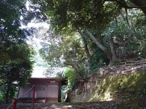 赤岩神社の建物その他