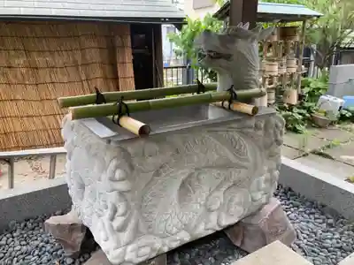 浄土宗 光明山 大蓮寺（照曜会館）の手水舎