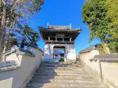 観音寺の山門・神門