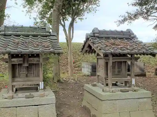 若一神社の末社・摂社