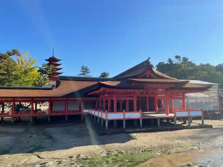 厳島神社(広島県)
