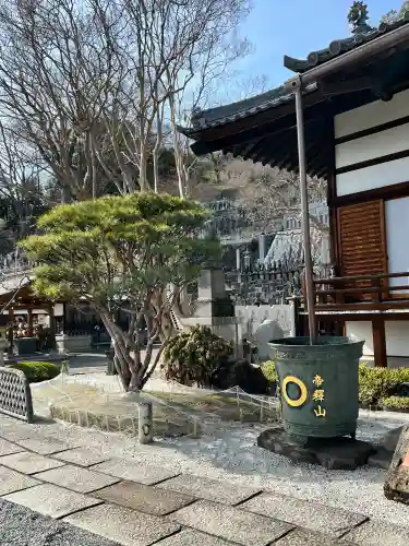 法玄寺の{uncategorized: "未分類", other: "その他", undefined: "問題あり", building: "その他建物", grave: "お墓", sacred_gate: "鳥居", guardian: "狛犬", statue: "像", buddha: "仏像", history: "歴史", nature: "自然", garden: "庭園", animal: "動物", pagoda: "塔", temizu: "手水舎", mountain_gate: "山門・神門", sanctuary: "本殿・本堂", subordinate: "末社・摂社", art: "芸術", scenery: "景色", jizo: "地蔵", ema: "絵馬", goshuin: "御朱印", omikuji: "おみくじ", items: "授与品その他", amulet: "お守り", goshuincho: "御朱印帳", eats: "食事", festival: "お祭り", votive_dance: "神楽", shichigosan: "七五三参", wedding: "結婚式", experience: "体験その他", initially: "初詣", around: "周辺", anti_infection: "感染症対策"}
