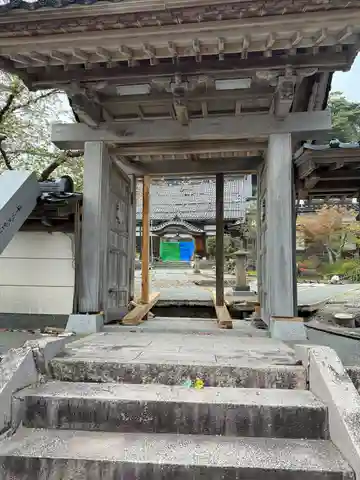 聖光寺の山門・神門