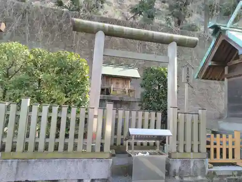 元町厳島神社の鳥居