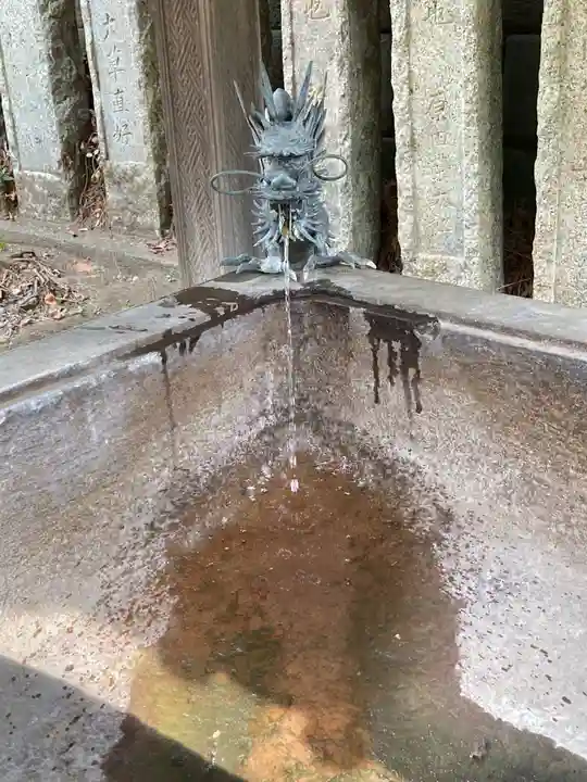 龍口寺の手水舎