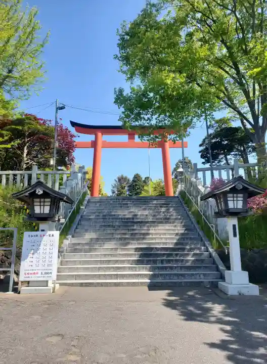湯倉神社の{uncategorized: "未分類", other: "その他", undefined: "問題あり", building: "その他建物", grave: "お墓", sacred_gate: "鳥居", guardian: "狛犬", statue: "像", buddha: "仏像", history: "歴史", nature: "自然", garden: "庭園", animal: "動物", pagoda: "塔", temizu: "手水舎", mountain_gate: "山門・神門", sanctuary: "本殿・本堂", subordinate: "末社・摂社", art: "芸術", scenery: "景色", jizo: "地蔵", ema: "絵馬", goshuin: "御朱印", omikuji: "おみくじ", items: "授与品その他", amulet: "お守り", goshuincho: "御朱印帳", eats: "食事", festival: "お祭り", votive_dance: "神楽", shichigosan: "七五三参", wedding: "結婚式", experience: "体験その他", initially: "初詣", around: "周辺", anti_infection: "感染症対策"}
