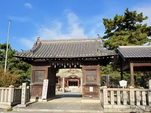 浜宮天神社の山門