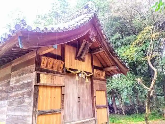 日長神社の本殿