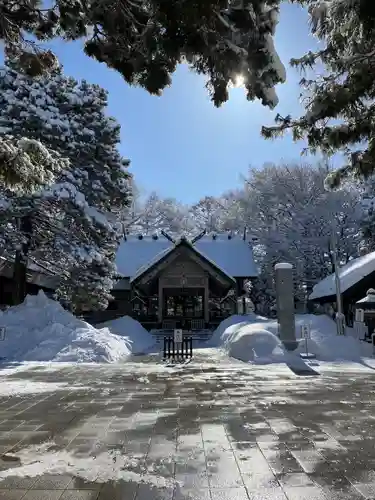 白石神社の本殿・本堂