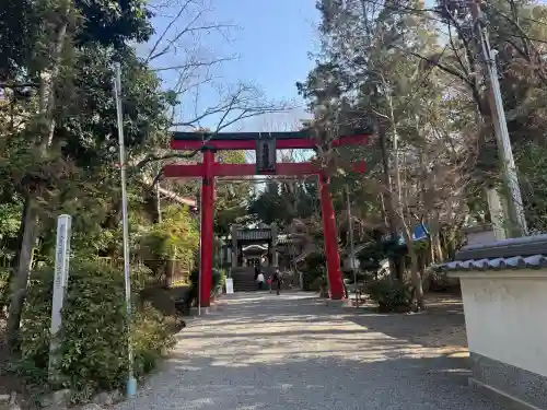日根神社の{uncategorized: "未分類", other: "その他", undefined: "問題あり", building: "その他建物", grave: "お墓", sacred_gate: "鳥居", guardian: "狛犬", statue: "像", buddha: "仏像", history: "歴史", nature: "自然", garden: "庭園", animal: "動物", pagoda: "塔", temizu: "手水舎", mountain_gate: "山門・神門", sanctuary: "本殿・本堂", subordinate: "末社・摂社", art: "芸術", scenery: "景色", jizo: "地蔵", ema: "絵馬", goshuin: "御朱印", omikuji: "おみくじ", items: "授与品その他", amulet: "お守り", goshuincho: "御朱印帳", eats: "食事", festival: "お祭り", votive_dance: "神楽", shichigosan: "七五三参", wedding: "結婚式", experience: "体験その他", initially: "初詣", around: "周辺", anti_infection: "感染症対策"}