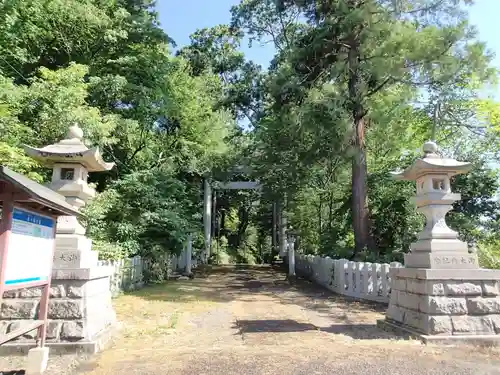 神明社の鳥居