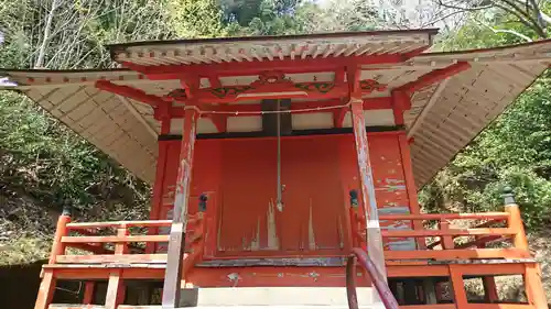 熊野神社の本殿