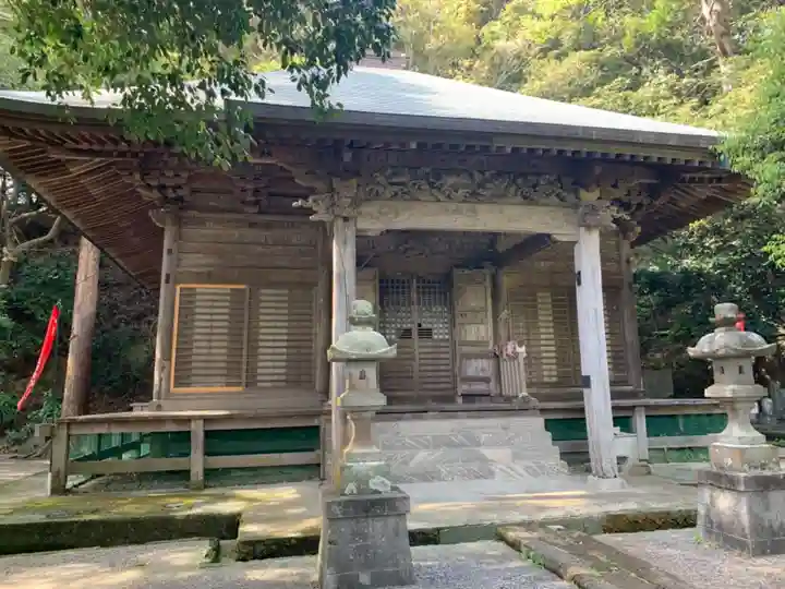 岩殿寺の本殿・本堂