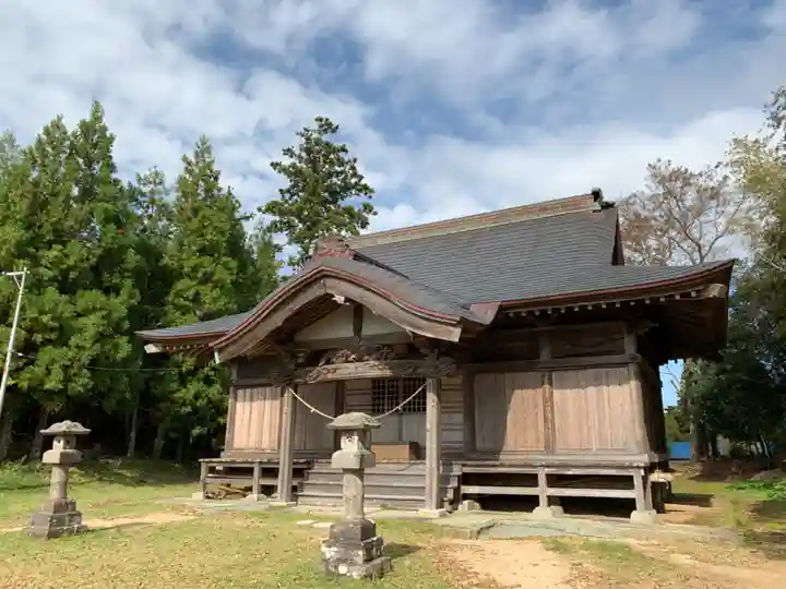八幡神社の本殿・本堂