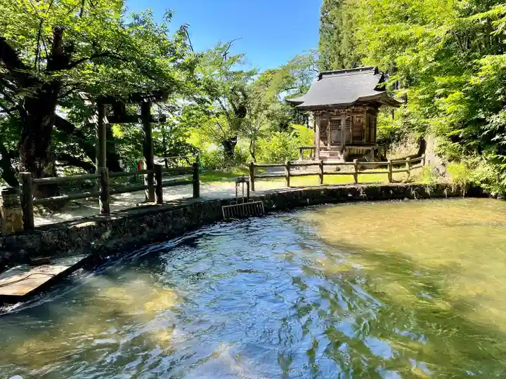 戸ノ口堰水神社(福島県)