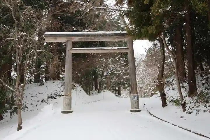 土津神社|こどもと出世の神さまの鳥居