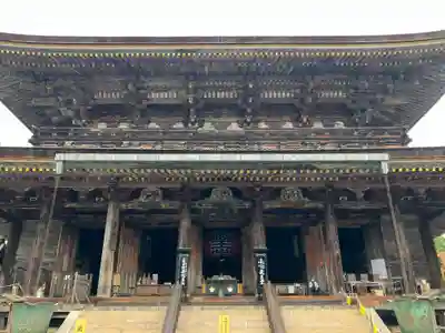 金峯山寺の本殿・本堂