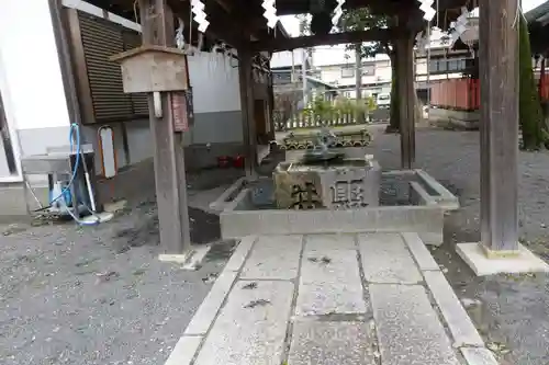 縣神社の手水舎