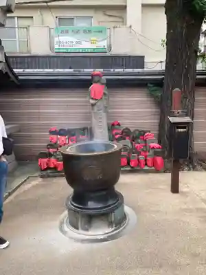 とげぬき地蔵尊 高岩寺の地蔵