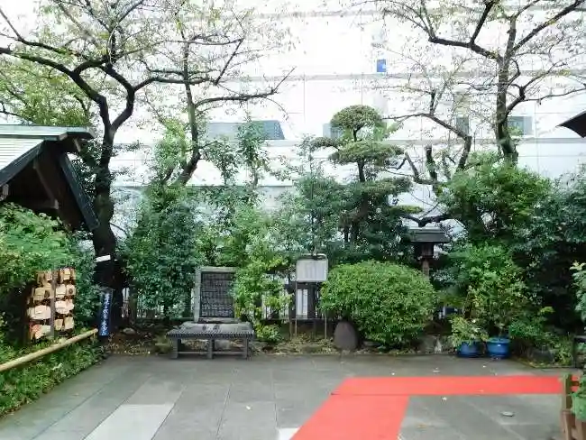 芝大神宮の庭園