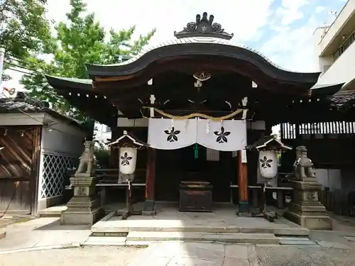 比賣許曾神社の本殿