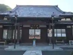 円正寺の本殿