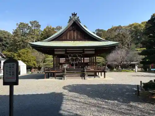 梅宮大社の{uncategorized: "未分類", other: "その他", undefined: "問題あり", building: "その他建物", grave: "お墓", sacred_gate: "鳥居", guardian: "狛犬", statue: "像", buddha: "仏像", history: "歴史", nature: "自然", garden: "庭園", animal: "動物", pagoda: "塔", temizu: "手水舎", mountain_gate: "山門・神門", sanctuary: "本殿・本堂", subordinate: "末社・摂社", art: "芸術", scenery: "景色", jizo: "地蔵", ema: "絵馬", goshuin: "御朱印", omikuji: "おみくじ", items: "授与品その他", amulet: "お守り", goshuincho: "御朱印帳", eats: "食事", festival: "お祭り", votive_dance: "神楽", shichigosan: "七五三参", wedding: "結婚式", experience: "体験その他", initially: "初詣", around: "周辺", anti_infection: "感染症対策"}
