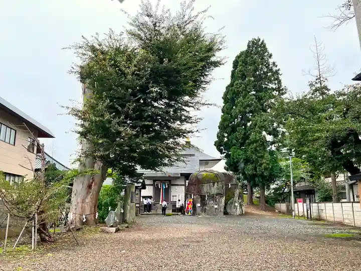 三ツ石神社のその他建物