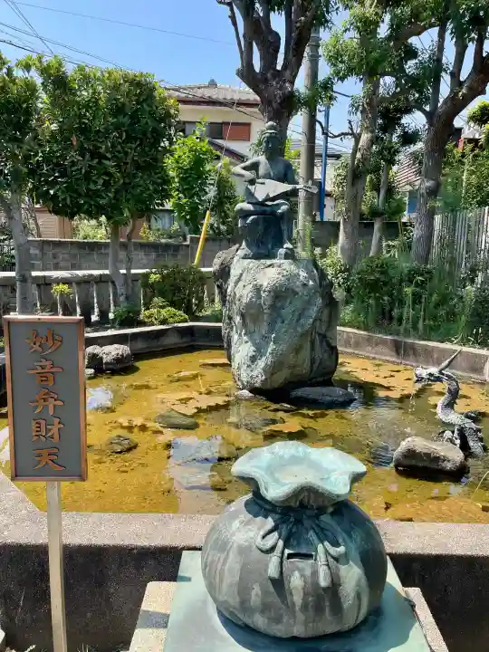 嚴島神社(神奈川県)