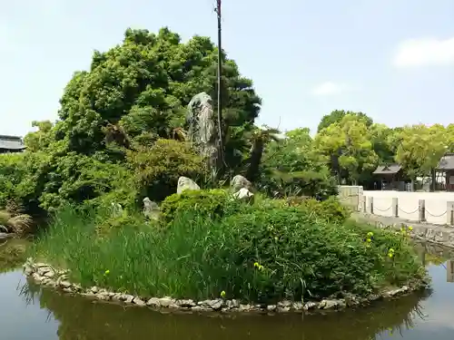 曽根天満宮の庭園