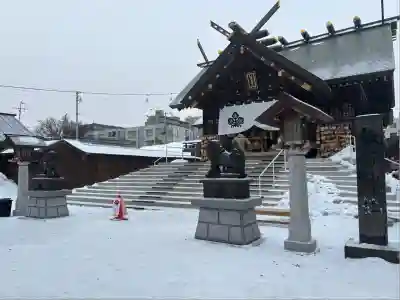 札幌諏訪神社の本殿・本堂