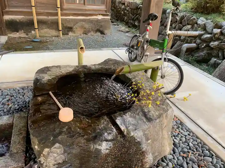 鳳仙寺の手水舎