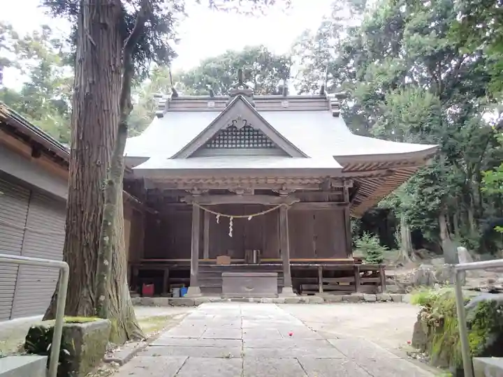 飯名神社の本殿・本堂