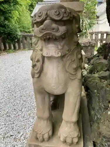 叶神社 (西叶神社)の狛犬