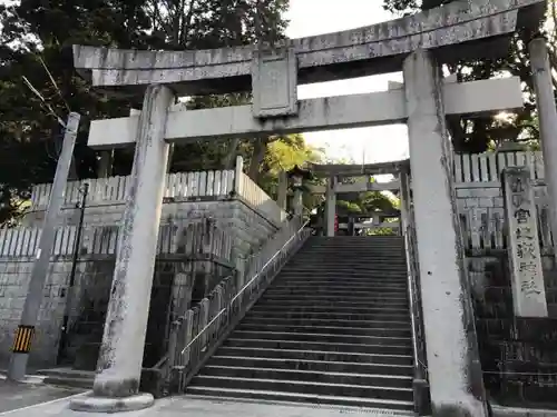 宮地嶽神社の鳥居